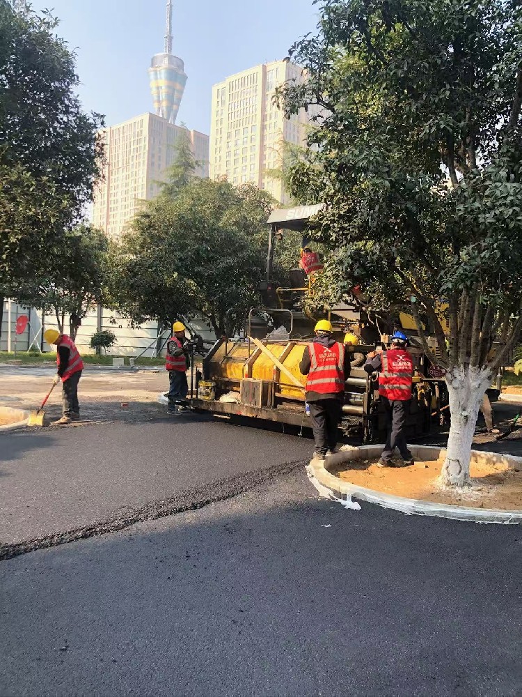 鄭州瀝青攪拌站品質(zhì)基石，從選材開始